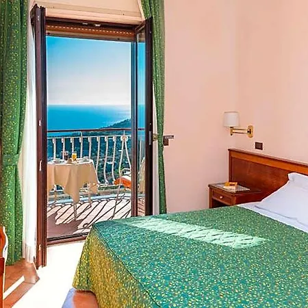 Montana 4* Sorrento