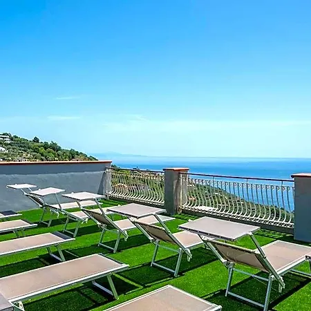 Hotel Montana 4*
