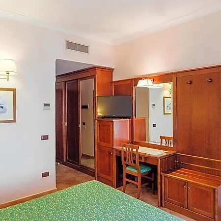 Montana 4* Península Sorrentina